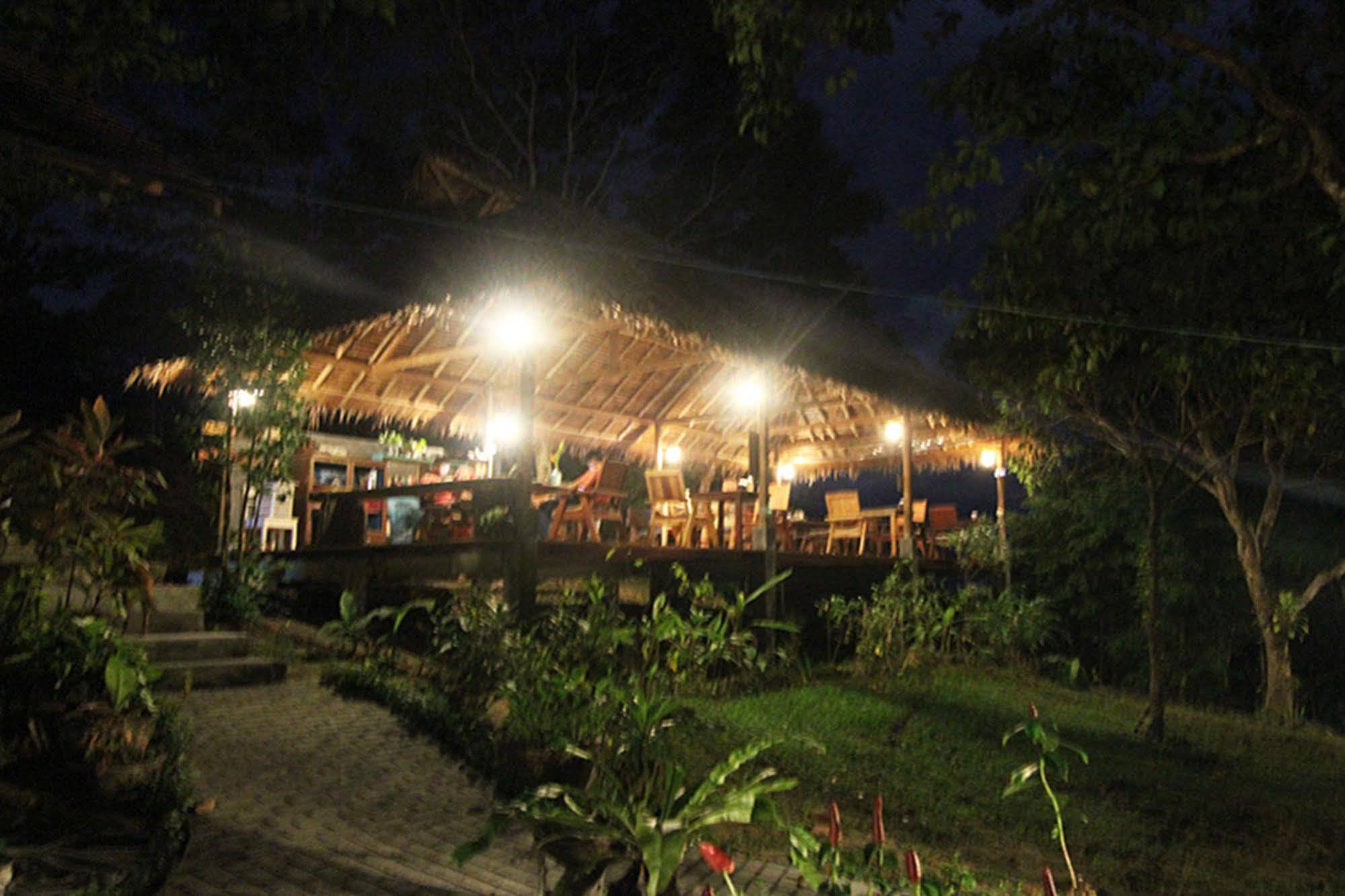 Chomjan Resort Koh Phayam Zewnętrze zdjęcie