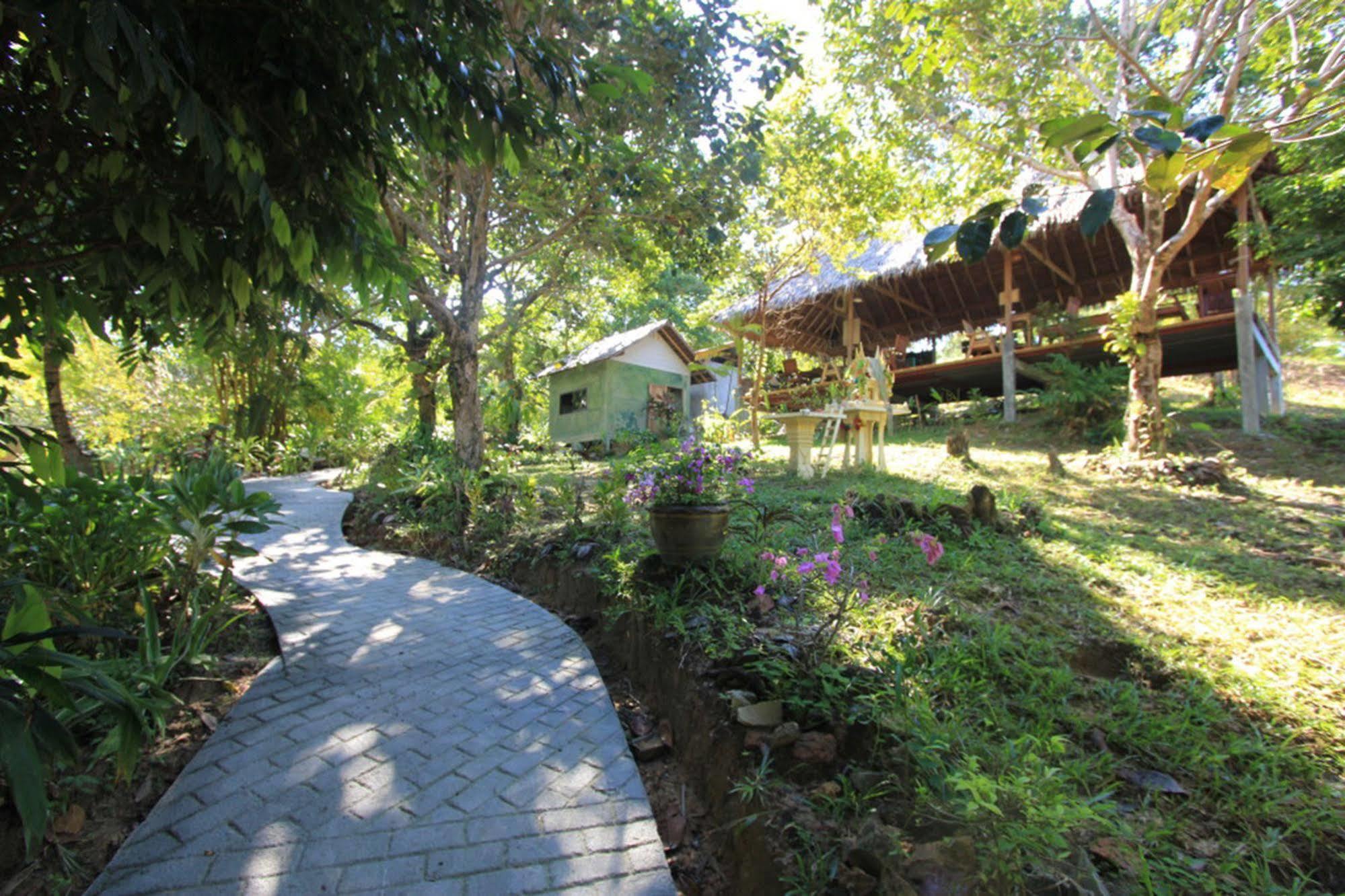 Chomjan Resort Koh Phayam Zewnętrze zdjęcie
