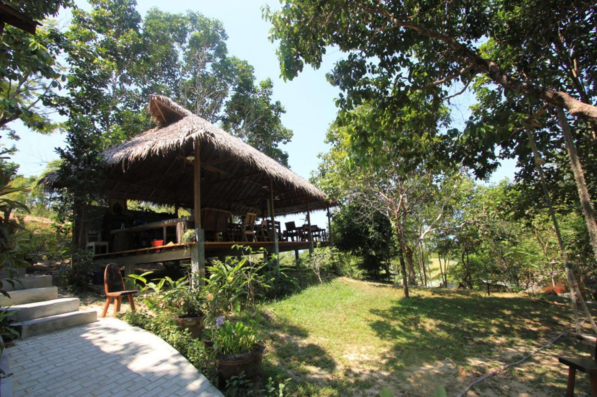 Chomjan Resort Koh Phayam Zewnętrze zdjęcie
